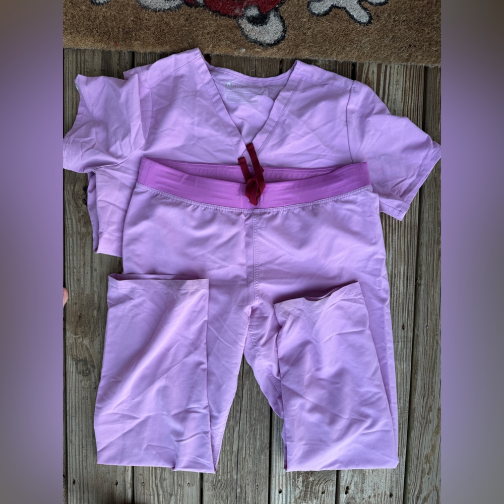 FIGS Dusk Scrub Set